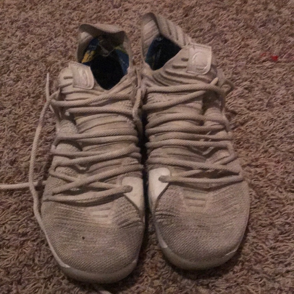 Nike Curry